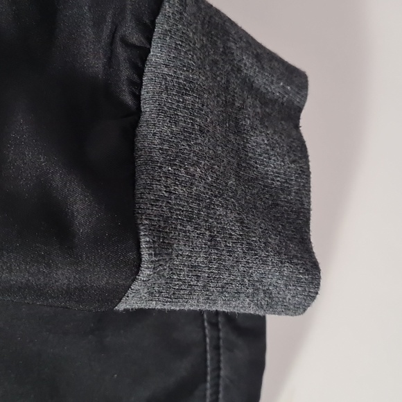 NORTHERN REFLECTIONS Gray snap front Cowl neck knit jacket, zip pockets/ Size S - Picture 4 of 10